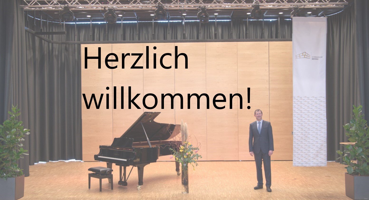 Bühne 2 kleinerbearbeitetText richtig